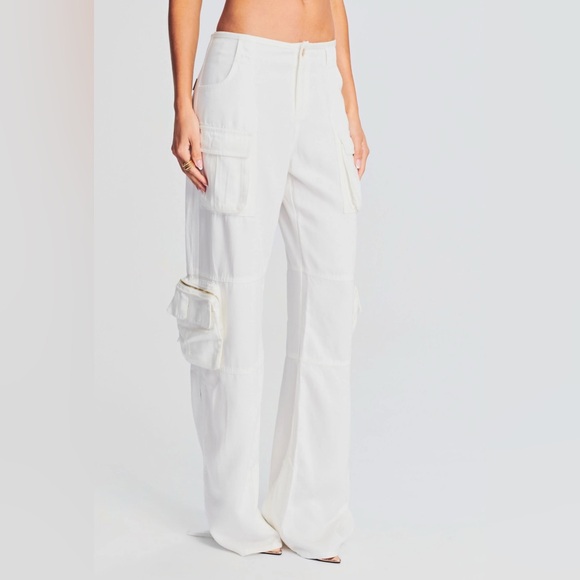 Retrofete White Cargo Pants